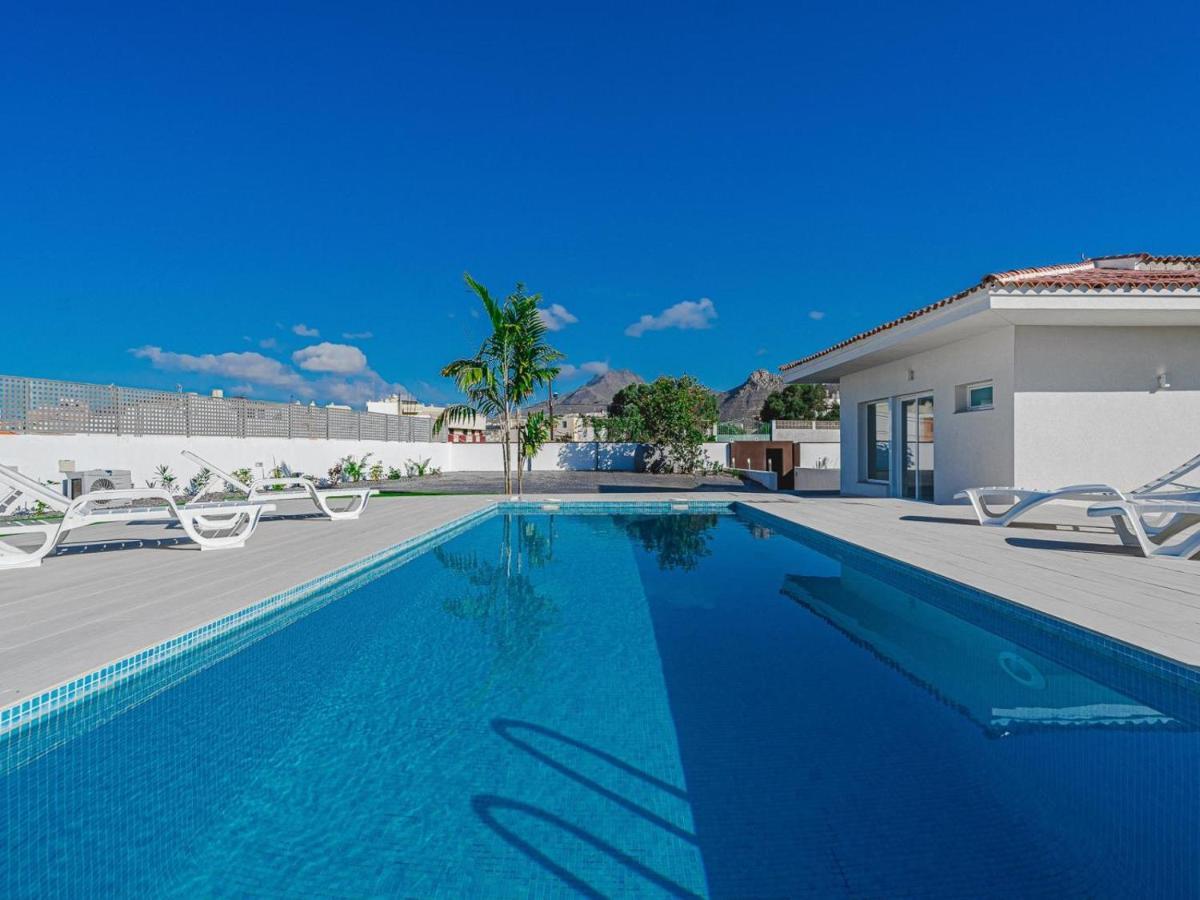 303 VILLA CASA JARDIN con piscina y gran jardín Costa Adeje  Extérieur photo