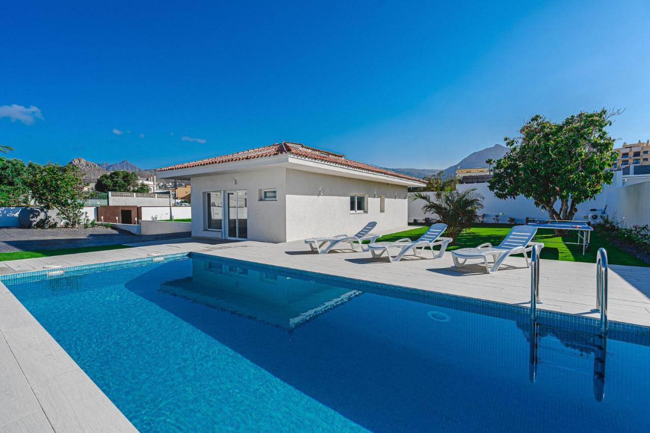 303 VILLA CASA JARDIN con piscina y gran jardín Costa Adeje  Extérieur photo